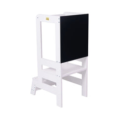 Ayudante de cocina de madera con tablero negro, blanco