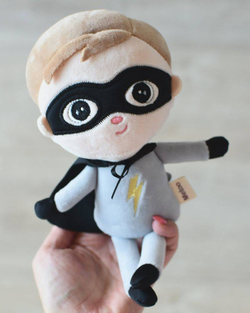 Niño Super Boy Mini 22cm Metoo PAK 10 UDS