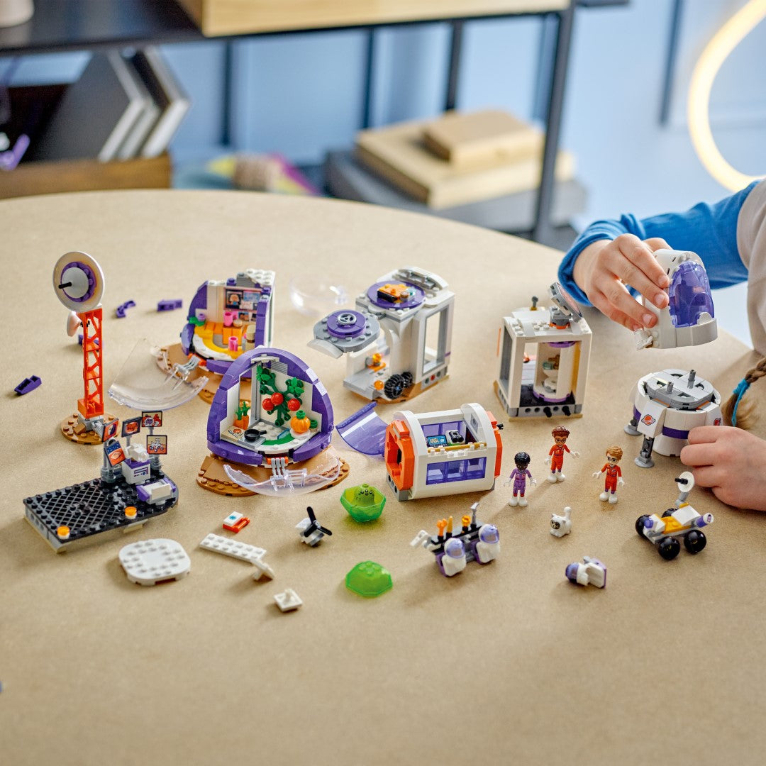 Base Espacial Y Cohete Lego Friends En Marte